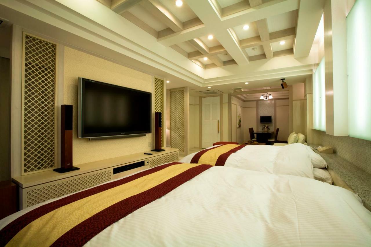 Hotel Bintang Pari Resort  Kobe Bagian luar foto